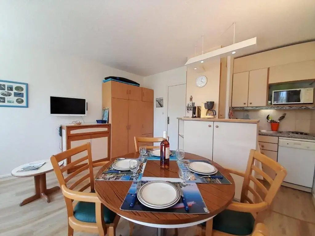 Appartement Carnac, 1 pièce, 4 personnes - FR-1-477-186