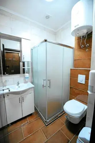 Vu-Dent Apartments