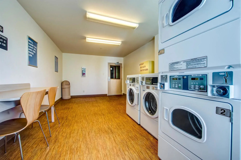 Motel 6-Burlington, ON - Toronto West - Oakville