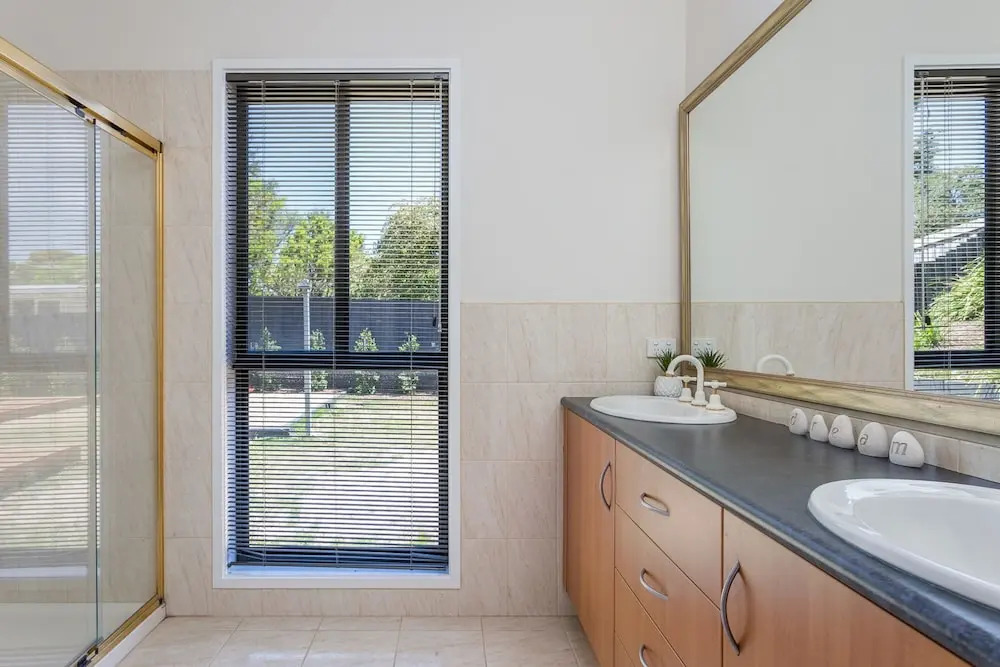 Caxton Beach House - hot tub spa