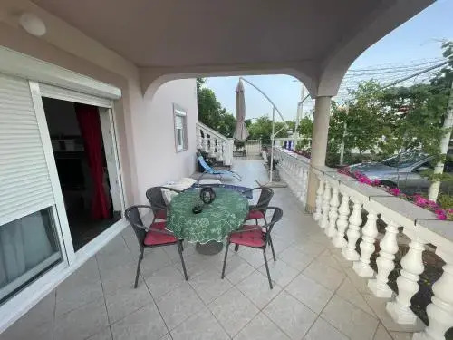 Apartmani Mirela