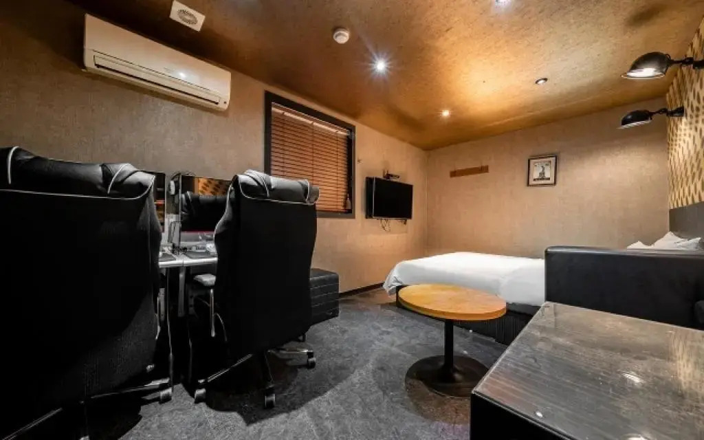 Laria Hotel