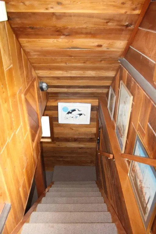 Orca Lodge