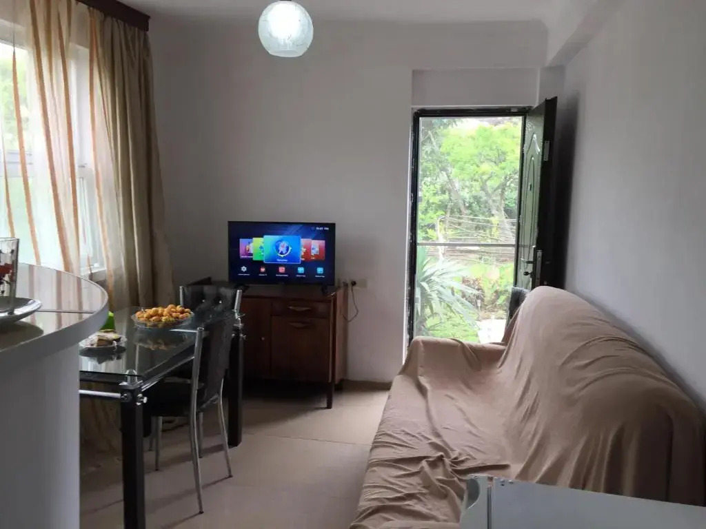 Cico Guest House