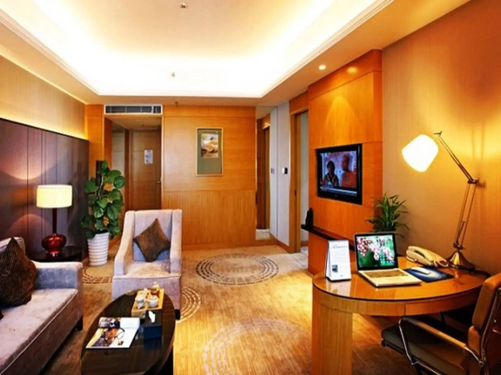 Days Hotel & Suites Mingfa Xiamen