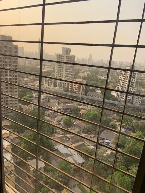 Comfortable & Relaxing Stay In Bandra East