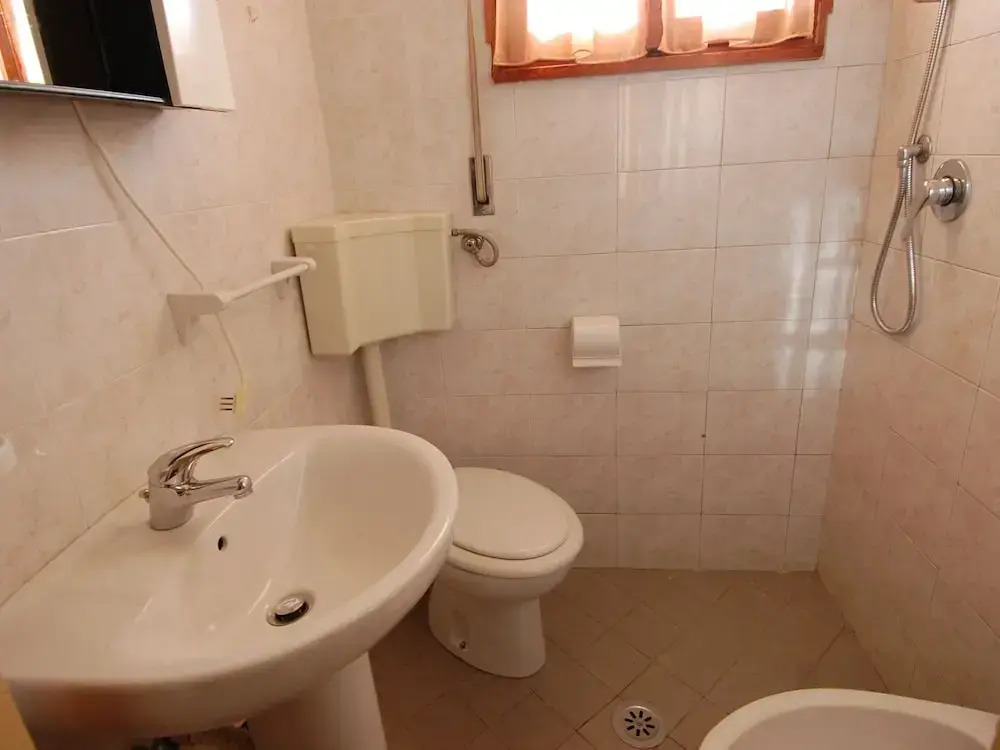 Homely Apartment in Rosolina near Sea