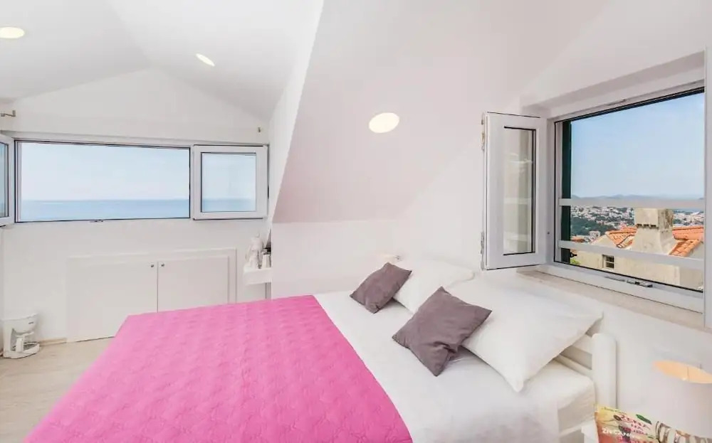 Rooms on Konalu