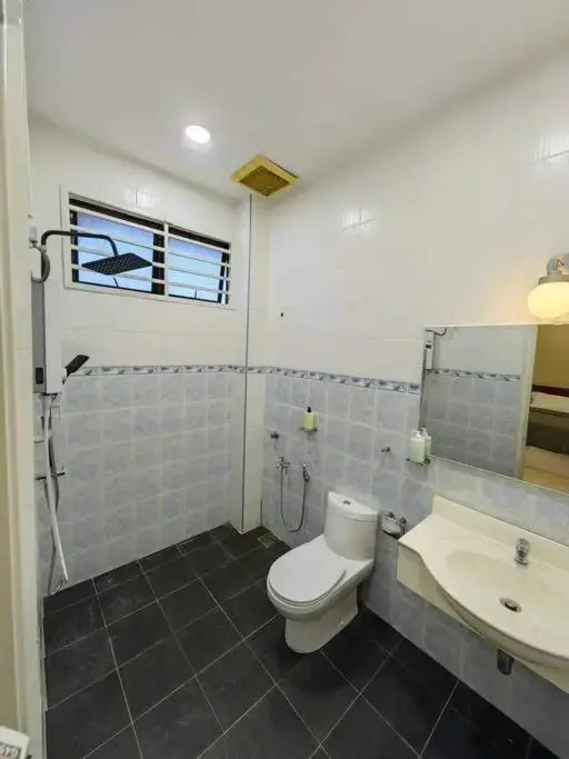 T House Nearby Kuantan East Coast Shopping Mall