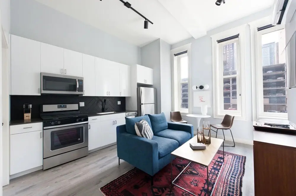 Charming 1BR at The Plymouth by Sonder