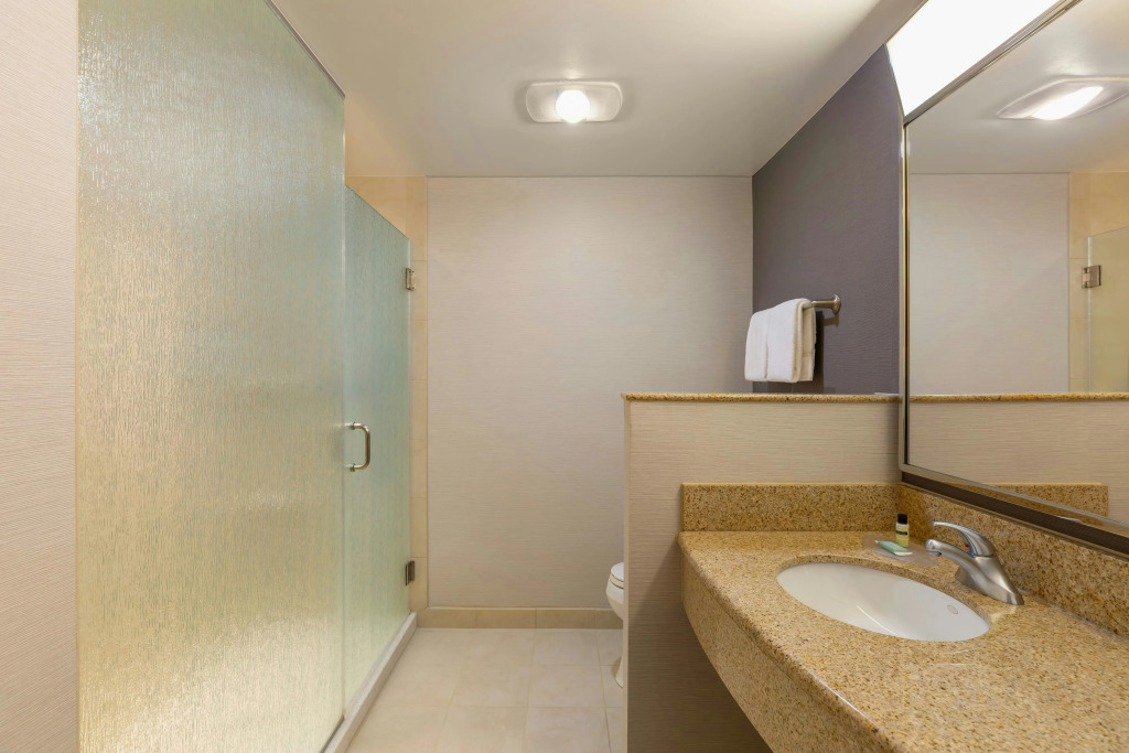 Courtyard by Marriott Madison West / Middleton