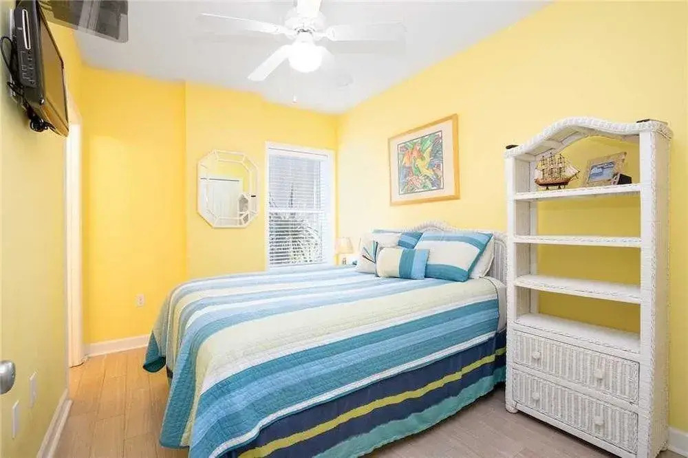 Legacy 103 - 3 Br condo by RedAwning