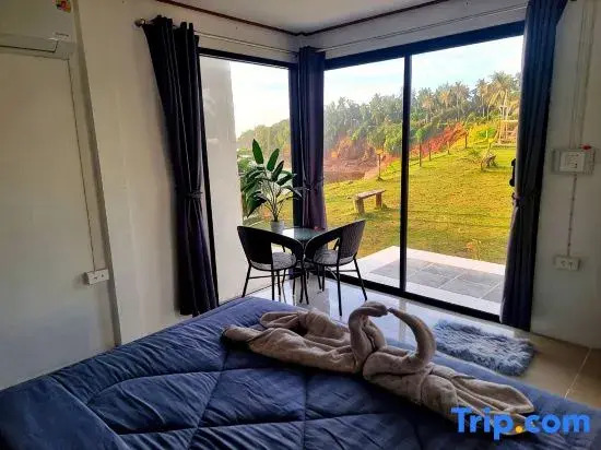 Room In front Beach