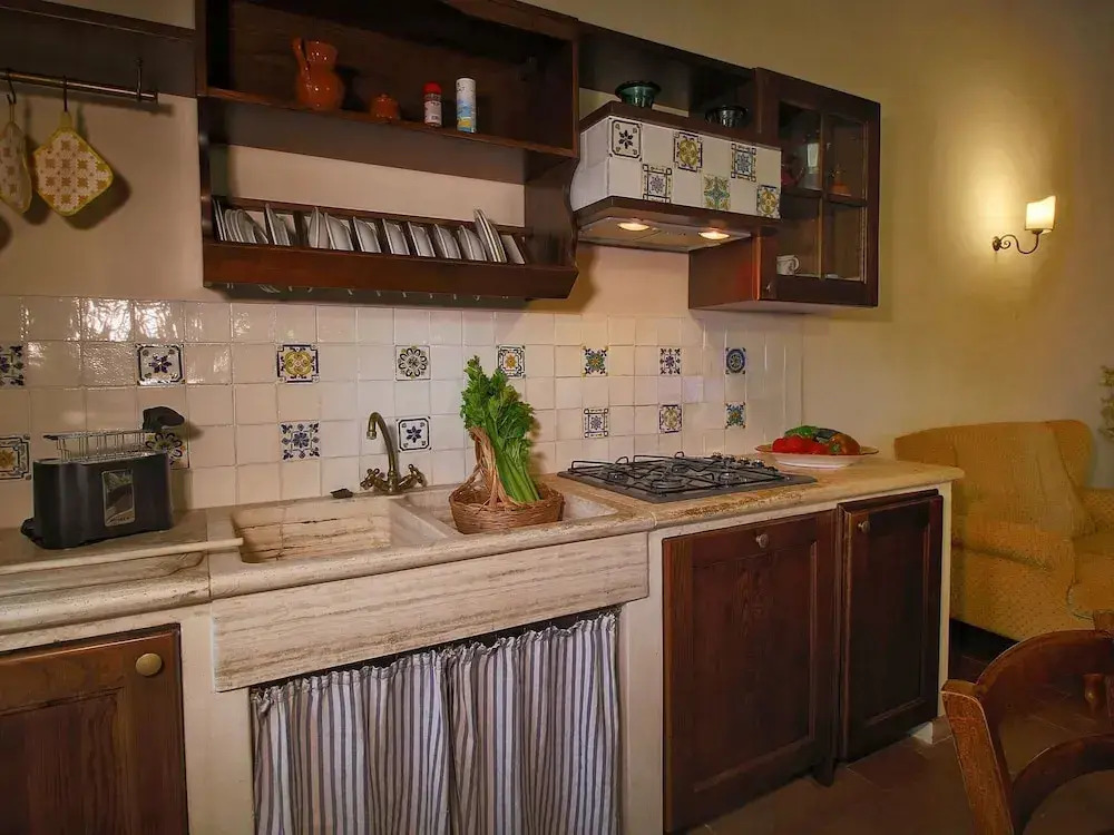 Expensive Villa With Tennis Court in Sinalunga