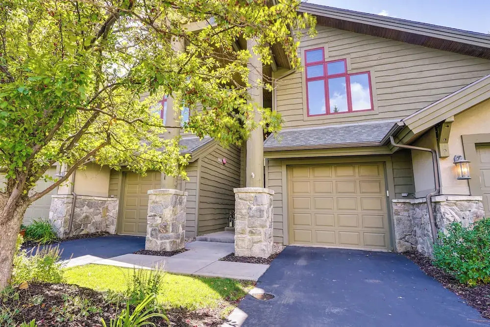 Park City Vacation Rental w/ Hot Tub & Patio!