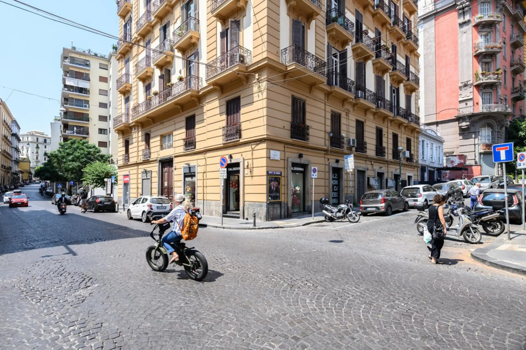 Via San Pasquale a Chiaia 48