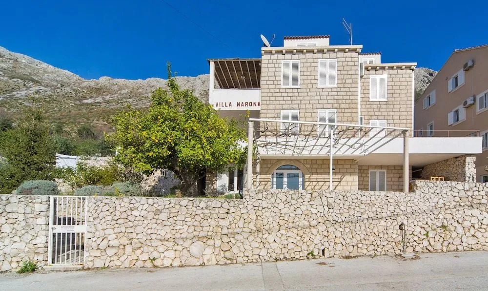 Villa Narona