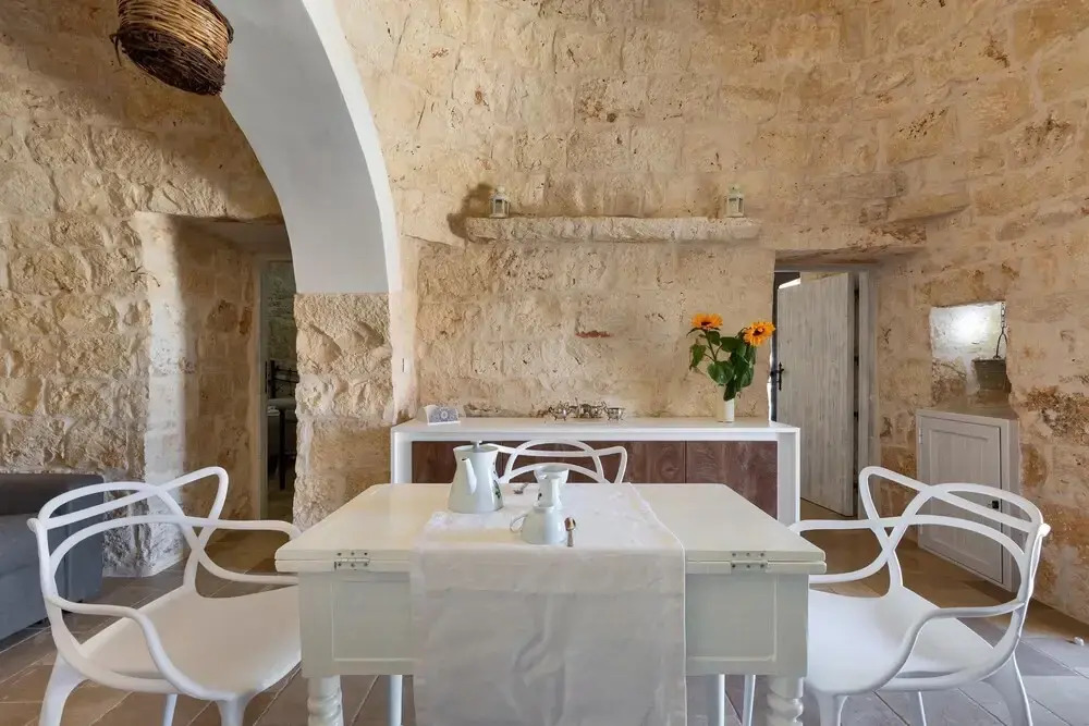 2822 Marì Trullo by Perle di Puglia