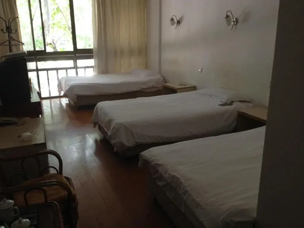 Ruixiang Hotel