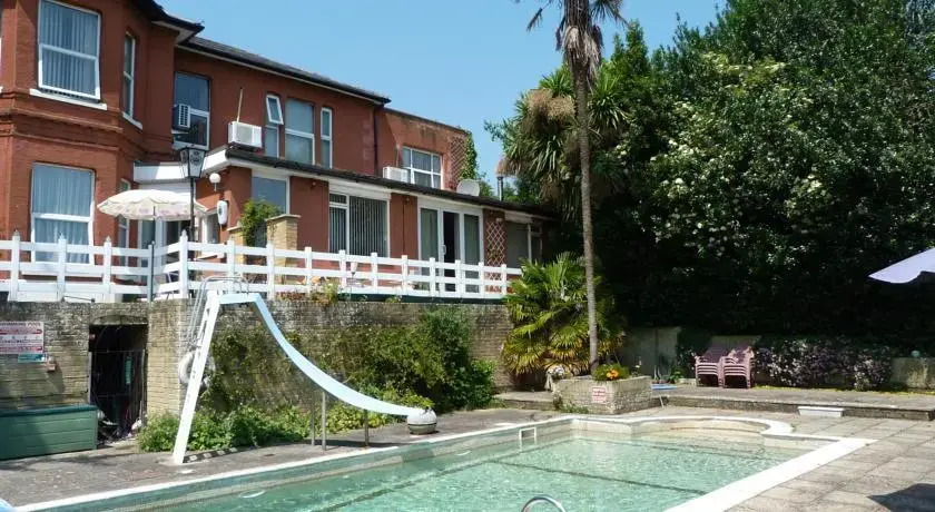 Oaklands House