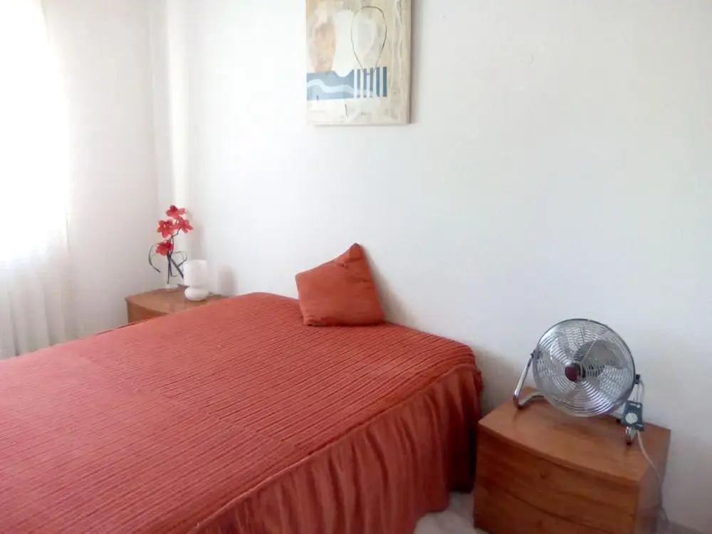 House With 4 Bedrooms in Corroios, With Pool Access, Enclosed Garden a