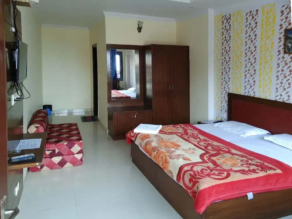 OYO 13155 Home Luxury Studio Happy Valley