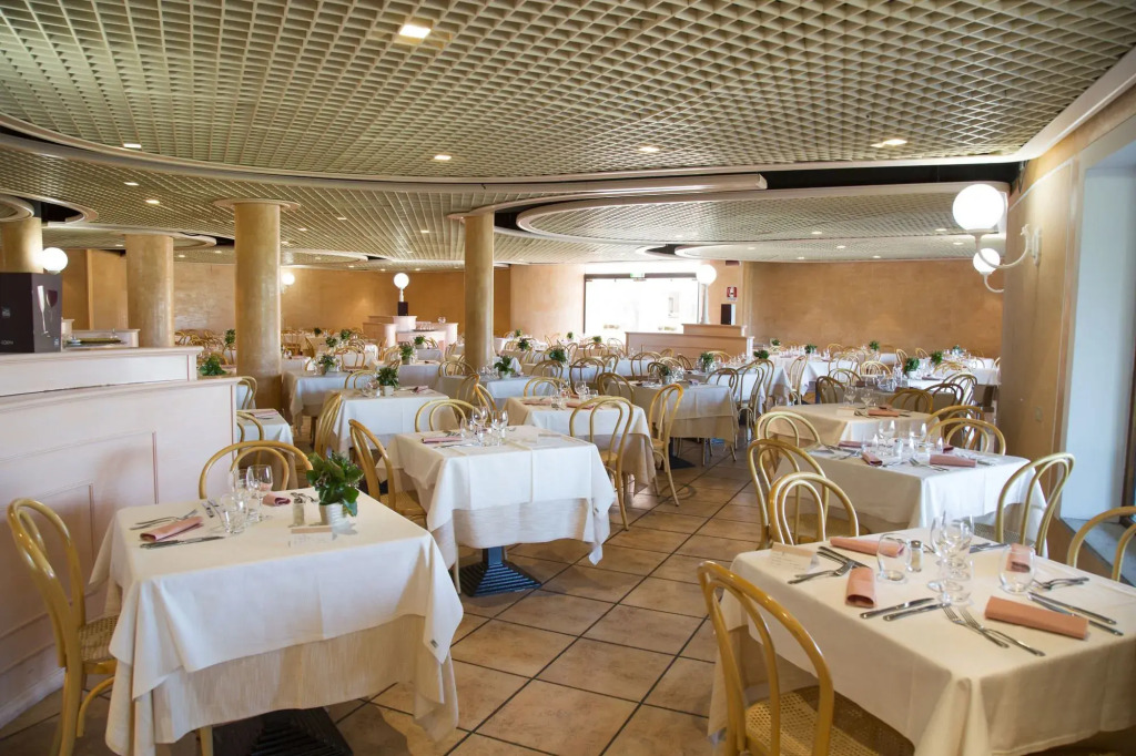 SantElmo Beach Hotel