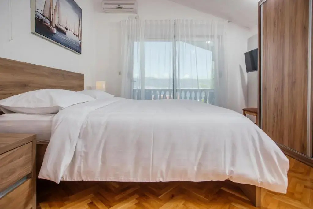 Apartments Bago