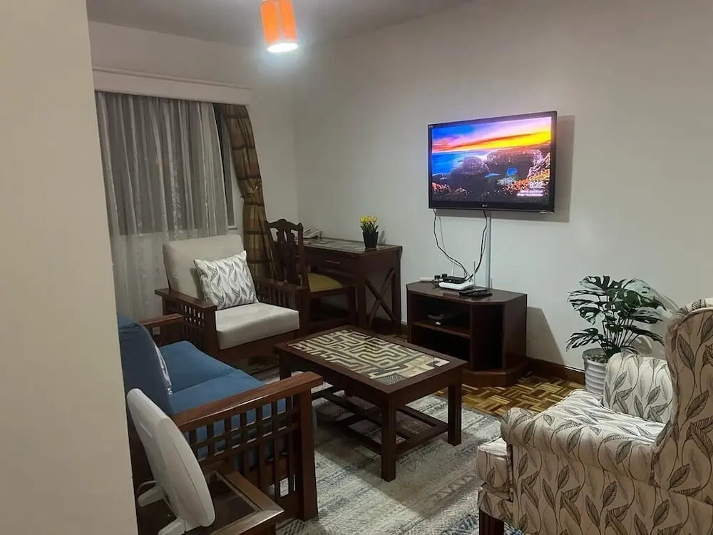Lux Suites Lantana Executive Apartments