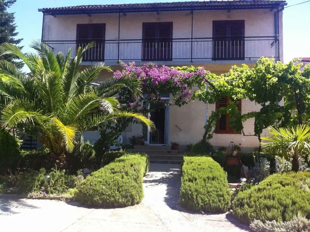 Apartment in Biograd na Moru 7946