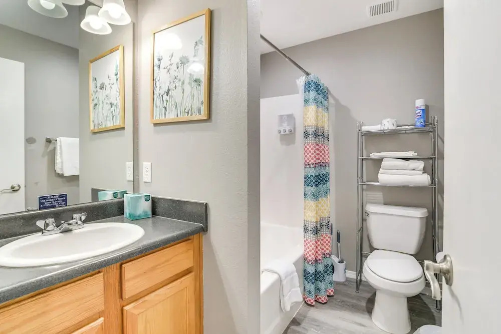 2 Mi to Branson Strip: Family Condo w/ Balcony!
