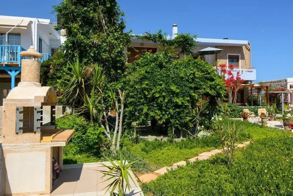 SEA-esta Beach Studios