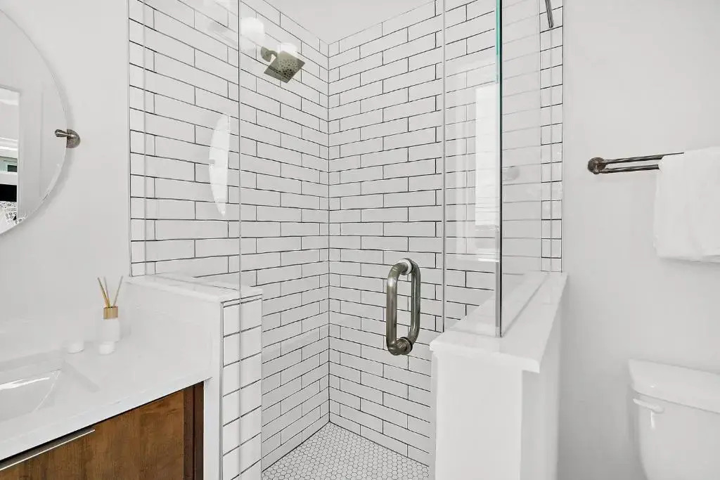200 Riberia - Downtown Waterfront Luxury Home