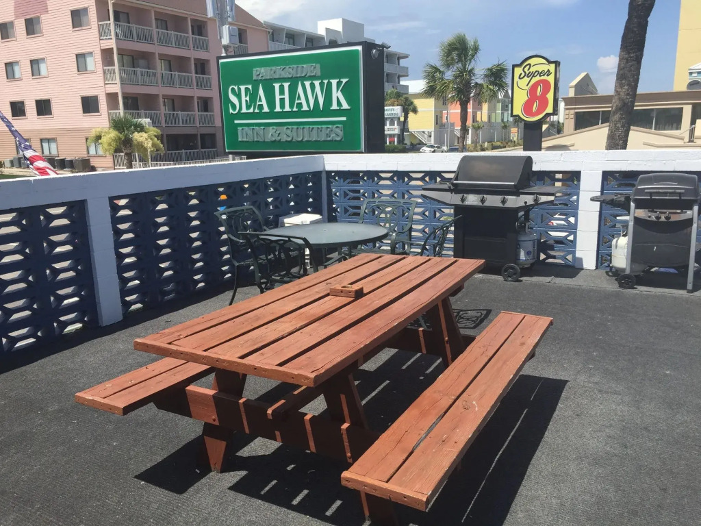 Sea Hawk Motel