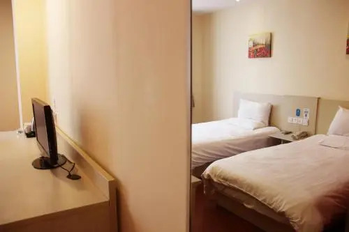 Hanting Hotel Danyang Houxiang Town