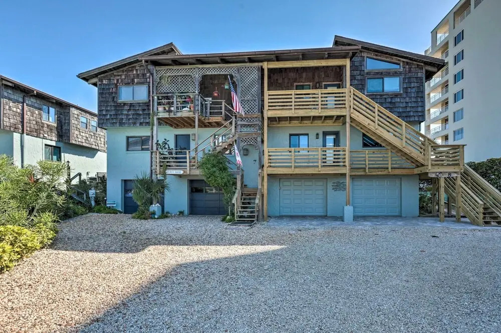 New Smyrna Beach Townhome: Steps to Ocean!