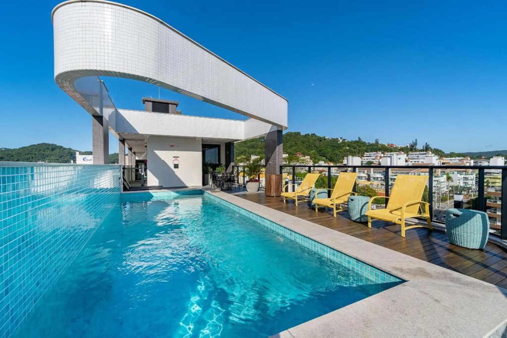 AION suítes 104 - Compacto e luxuoso Loft - Rooftop com piscina e academia - À poucos passos da praia