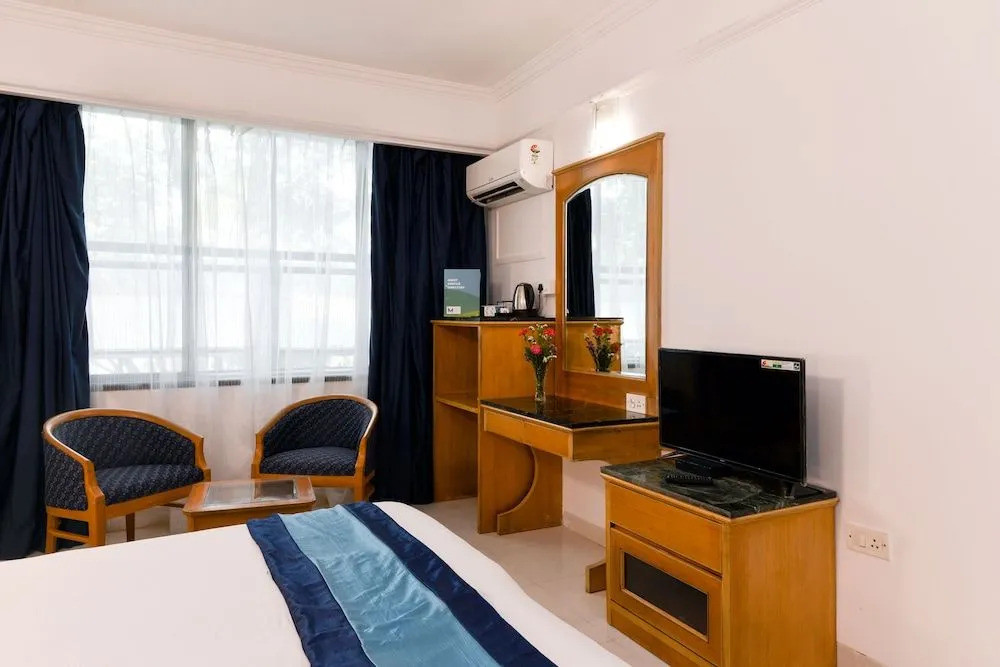 Hotel Mint Salisbury Park