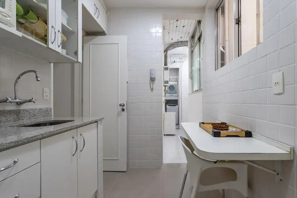 Cavirio Re305 Modern Flat in Ipanema Beach