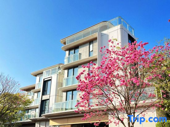 Wanning Xinglong Longing Hotel and Resort(All Suite Rooms)