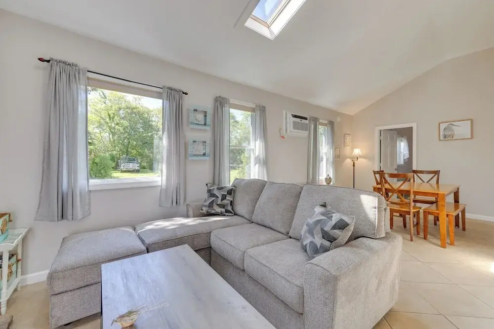 Close to Beach & P-town! Cottage w/ Bay Views