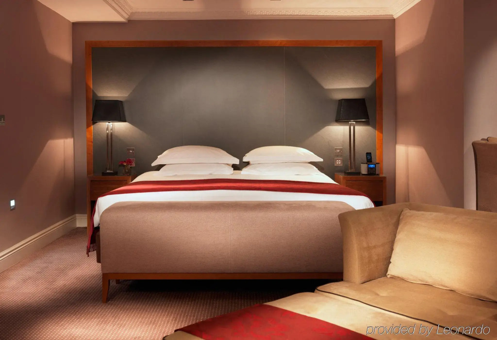 Royal Garden Hotel