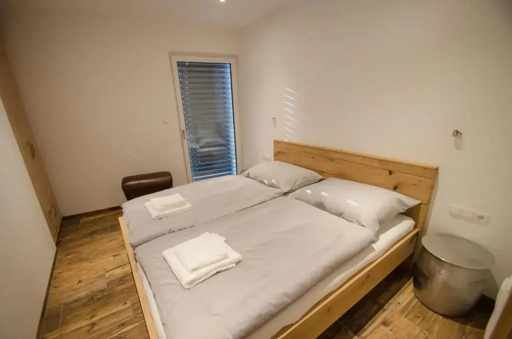 Superb Alpine Lodges by All in One Apartments