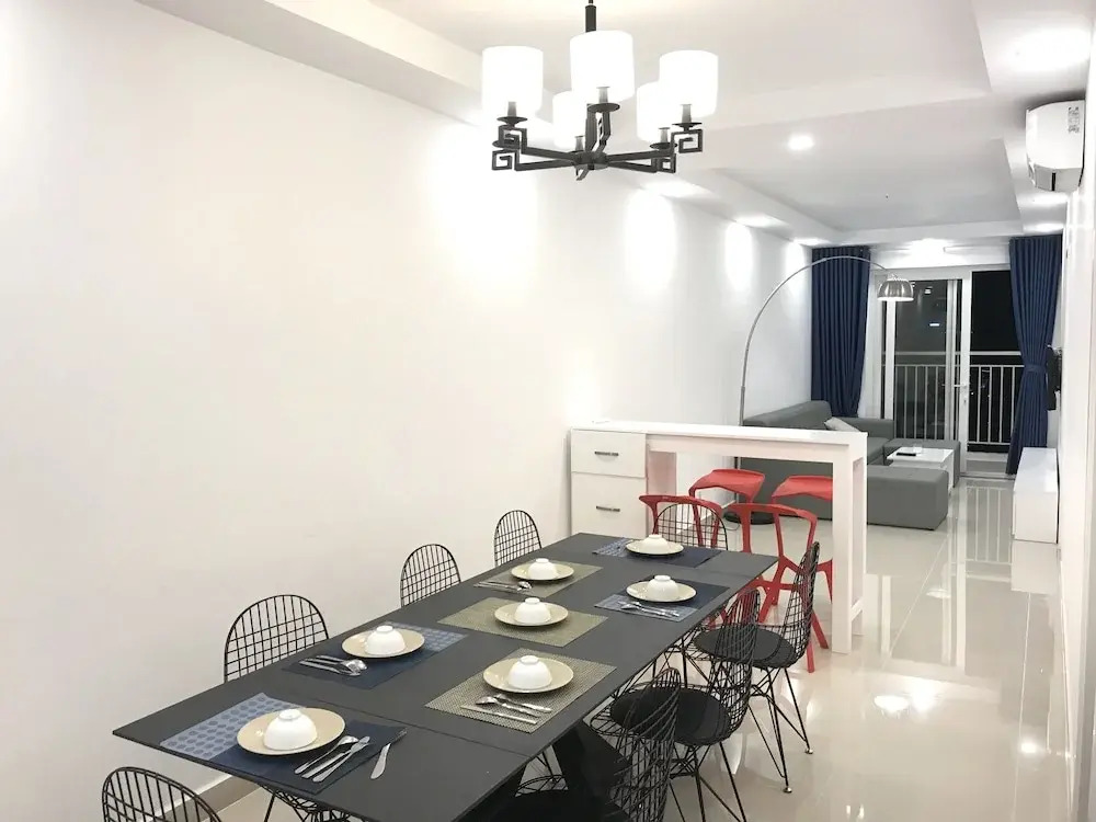 Diamond Sea Apartment