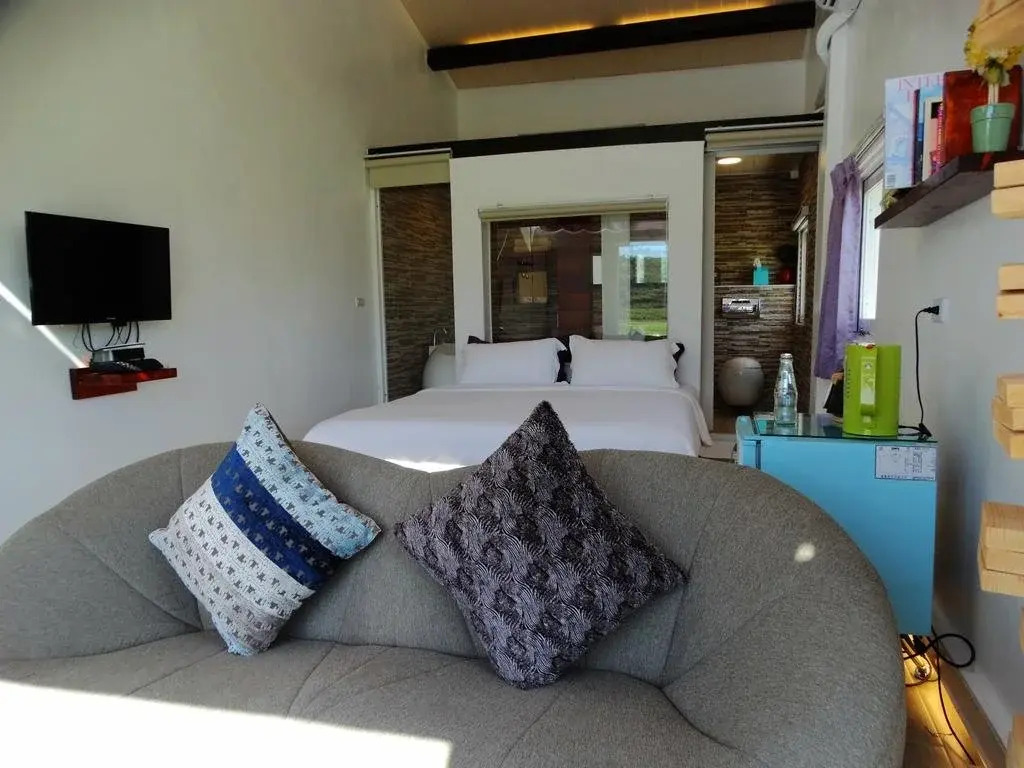 Small House Villa