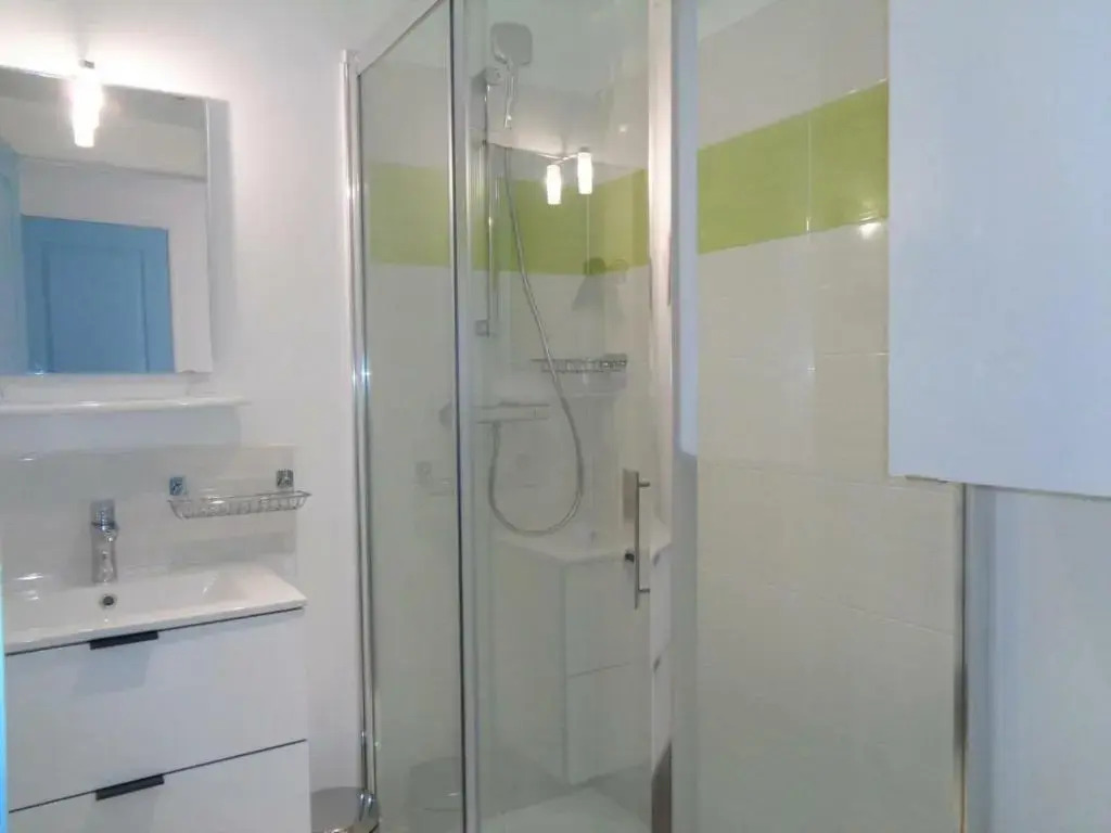Gite Roanne, 2 pièces, 2 personnes - FR-1-496-237