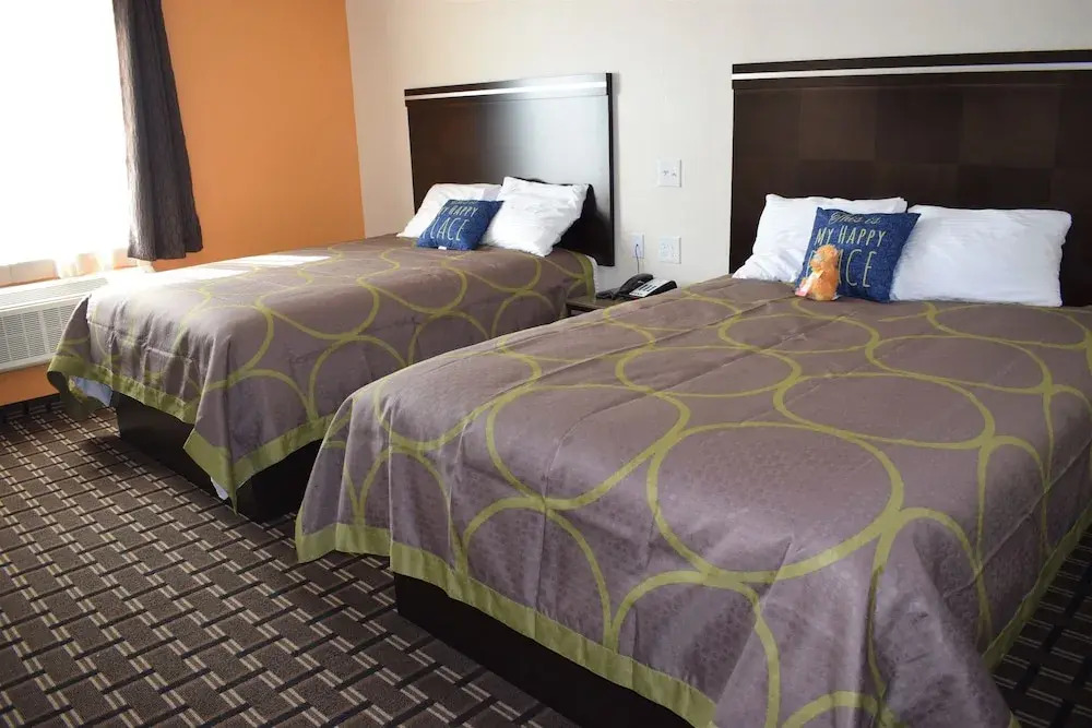 Texas Bungalows Hotel and Suites Austin