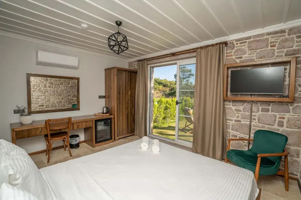 Leone Natural Otel