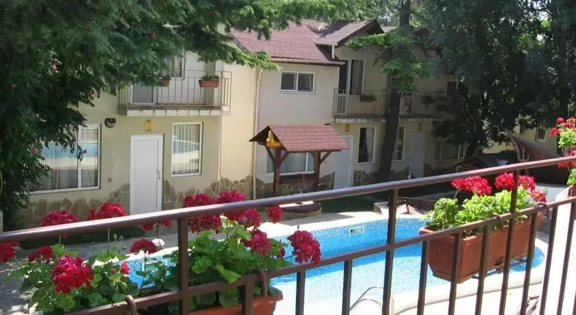 Greenway Club Holiday Village