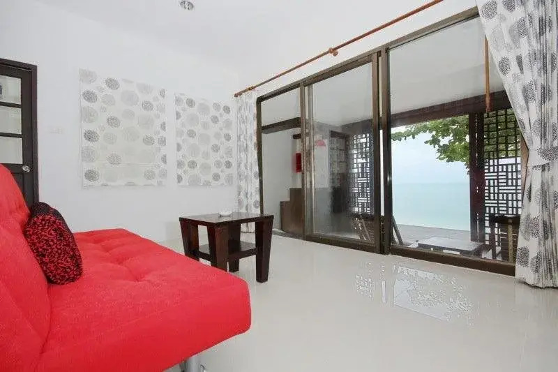 Full Moon Villa @ Bangrak Beach